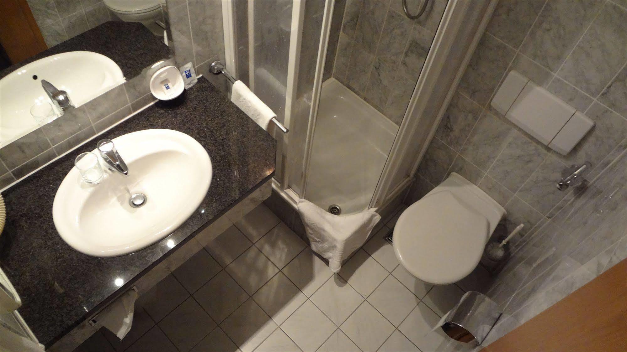 Hotel Mainbogen Offenbach am Main Kültér fotó
