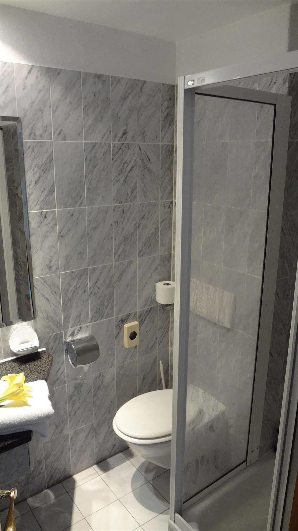 Hotel Mainbogen Offenbach am Main Kültér fotó