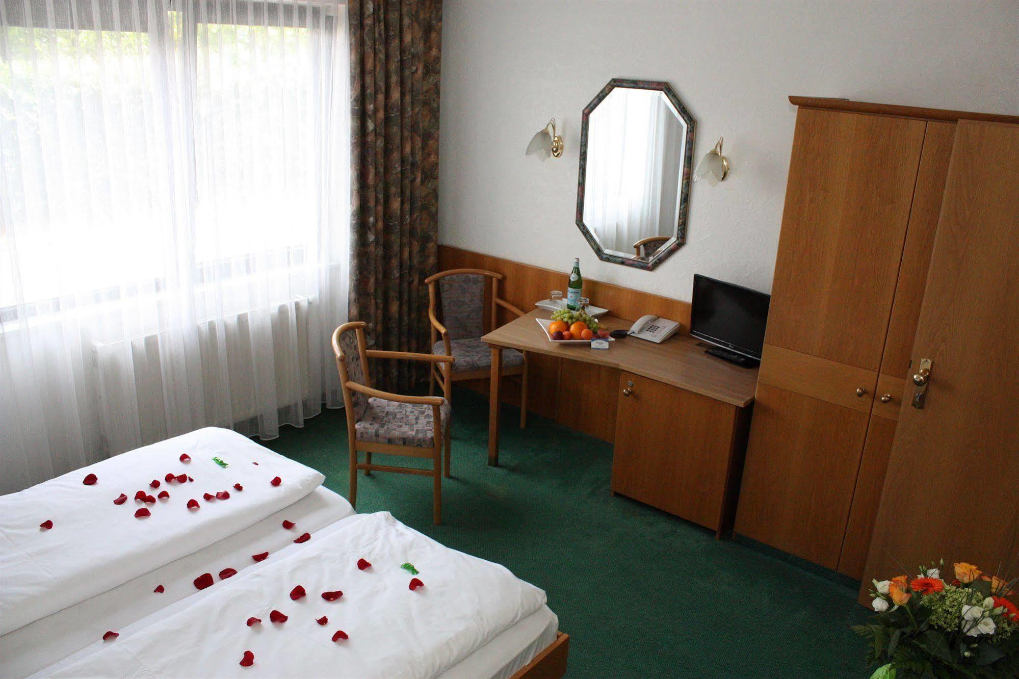Hotel Mainbogen Offenbach am Main Kültér fotó