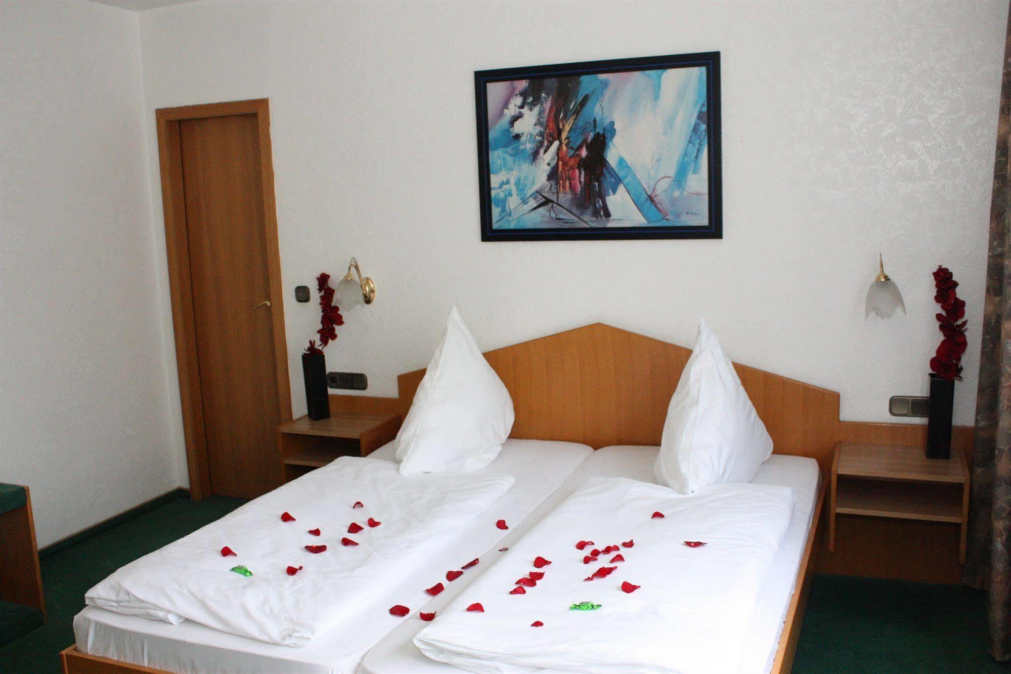 Hotel Mainbogen Offenbach am Main Kültér fotó