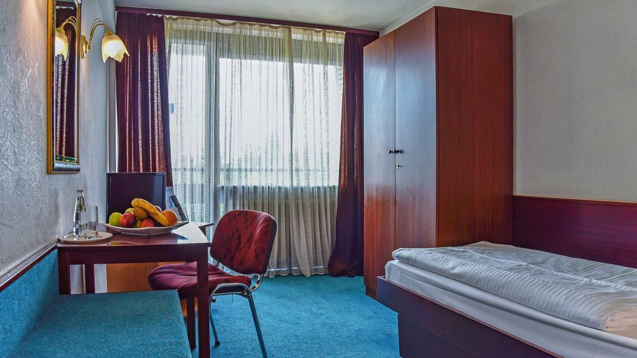 Hotel Mainbogen Offenbach am Main Kültér fotó